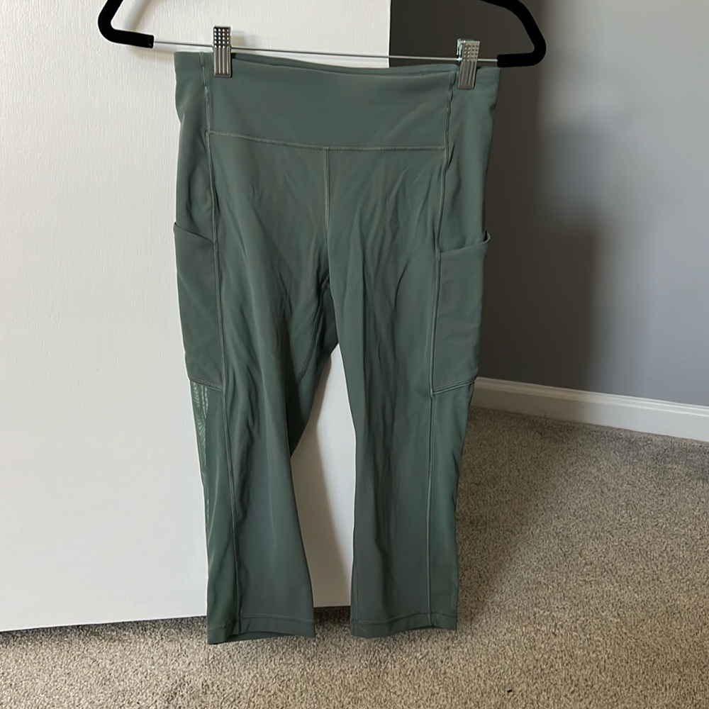 Lulu lemon cropped leggings